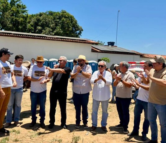 Aniversário do prefeito Ednaldo reuniu senador, secretariado do Estado e deputados de várias bases, reforçando sua articulação política