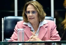 Governo do DF diz adotar ‘tratativas’ para visita de Damares à Papuda; motivo é possível prisão de Bolsonaro