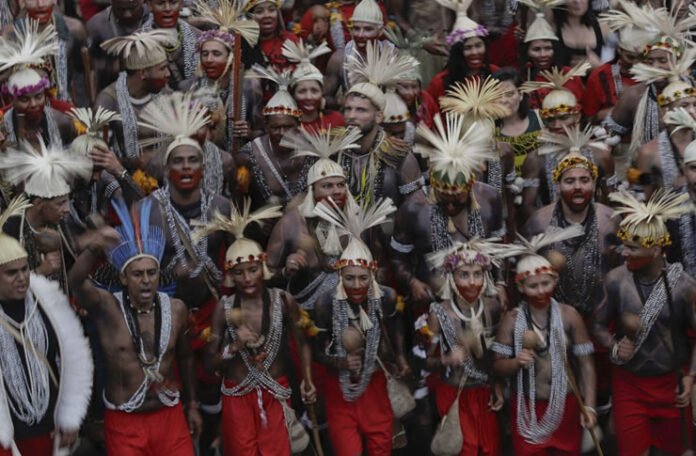 indios