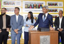 Jerônimo autoriza obras e entrega equipamentos a 14 municípios somando cerca de R$ 8 milhões de reais