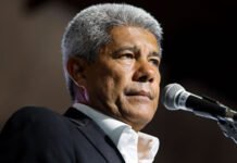 Eleição no Esporte Clube Vitória poderá antecipar um embate entre Jerônimo e ACM Neto, marcado para 2026; confira