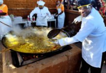 Veja: Salinas da Margarida realizou moqueca gigante e movimenta o turismo gastronômico no recôncavo; cidade voltou a chamar atenção no cenário turístico