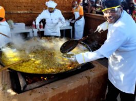 Veja: Salinas da Margarida realizou moqueca gigante e movimenta o turismo gastronômico no recôncavo; cidade voltou a chamar atenção no cenário turístico