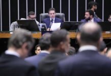 Cúpula do Congresso rompe com líderes do governo, e pesa clima na relação com o Planalto e já acendeu alerta