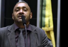 Tiririca faz mudança radical e promete surpreender nas eleições de 2026