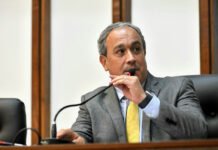Deputado Vitor Azevedo e prefeito Benon Cardoso repudiam abusos do Detran na blitz em Nazaré