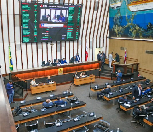 Assembleia Legislativa da Bahia aprova reestruturação do Planserv que prevê contribuição de até 6% a partir de 2027
