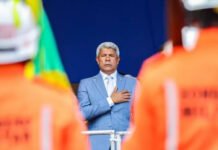 Jerônimo sanciona lei que muda cargos comissionados do Corpo de Bombeiros e redefine postos estratégicos