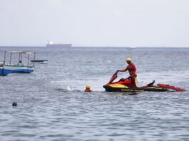Corpo de Bombeiros na Bahia recebe novos equipamentos do governo para reforçar resgates aquáticos no verão