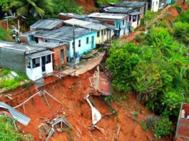 5 cidades do sul da Bahia enfrentam um cenário de alerta após as fortes chuvas registradas com deslizamentos de terra