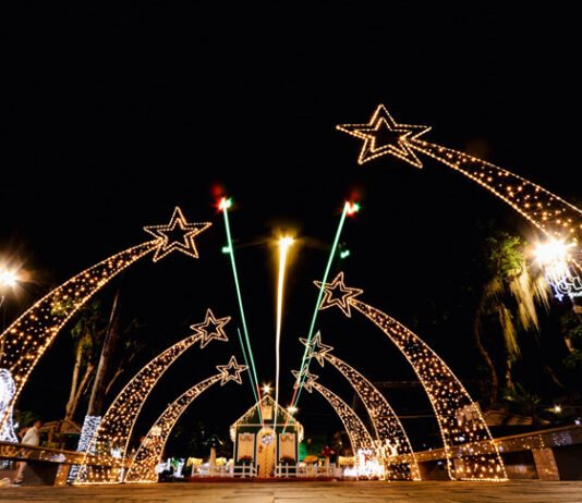 Natal Iluminado encanta Cruz das Almas: acendimento das luzes, Papai Noel, corais e atrações especiais nesta sexta-feira (05); veja progamação