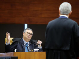 Hugo Motta procura Dino para explicar emendas após ministro suspender manobra que ‘ressuscita’ valores