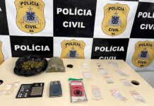 Mulher é presa em flagrante por tráfico de drogas em Santo Antônio de Jesus; porções de maconha foram apreendidas no imóvel da suspeita, diz polícia; veja