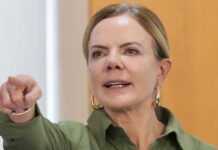 Tensão com esquerda: Gleisi afirma que Wagner errou no acordo por dosimetria e fala de troca em liderança no Senado