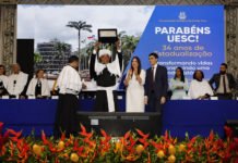 Jerônimo Rodrigues se torna primeiro governador da Bahia a receber título de Doutor Honoris Causa pela Uesc