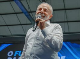 Lula nega problema com o Congresso, mas critica emendas impositivas: ‘É um grave erro histórico’, disse petista