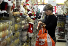 Escalado para o Natal ou Réveillon? Veja direitos, folgas e tudo que o trabalhador precisa saber para esse período