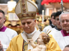 Papa Leão XIV diz que negar ajuda aos pobres é rejeitar a Deus, em sua primeira Missa do Galo direto da basílica