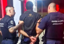 Jovem de 18 anos mata padrasto a facadas e fere quatro na noite de Natal em cidade no interior de São Paulo