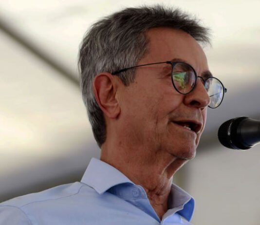 Jerônimo oficializa Saulo Pontes como novo secretário de Infraestrutura, antes era diretor-superintendente na SEINFRA