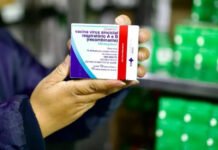Bahia recebe mais de 44 mil doses da vacina contra o vírus sincicial respiratório nesta quarta-feira