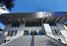 Concurso para professor na Bahia tem salário inicial que pode ultrapassar R$ 14 mil; inscrições iniciam dia 19