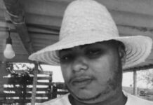 Grave acidente com caminhão de frango é registrado na BR-101, trecho de Santo Antônio de Jesus; jovem que morreu no local foi identificado pela polícia; veja