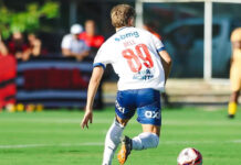 Com gol de Dell, Bahia supera Vitória por 1 a 0 e encerra jejum no Barradão em jogo pelo Campeonato Baiano