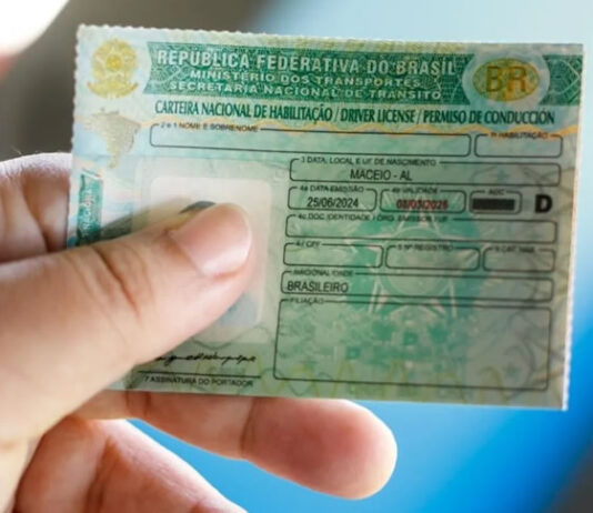 Governo federal começa renovar CNH para bons condutores de forma automática e gratuita; sistema dispensa taxas
