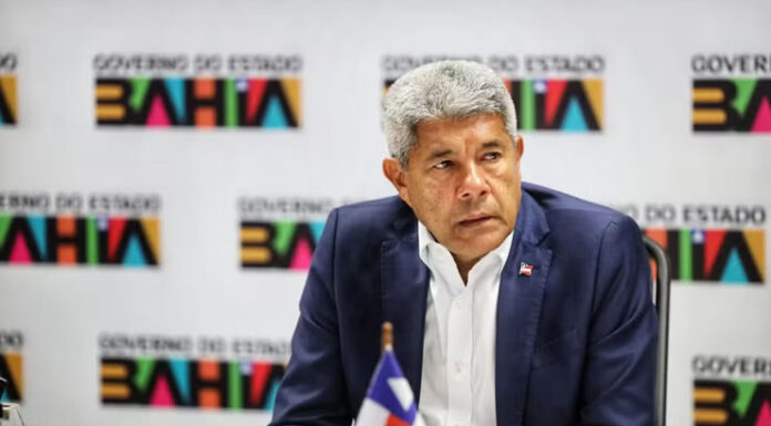 Jerônimo anuncia obras e cobra eficiência de prefeitos: ‘Não falta dinheiro’