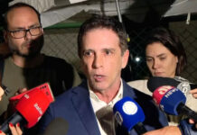 Bolsonaro ‘tentou caminhar e caiu’, diz médico participar; suspeita de convulsão não foi confirmada em exames
