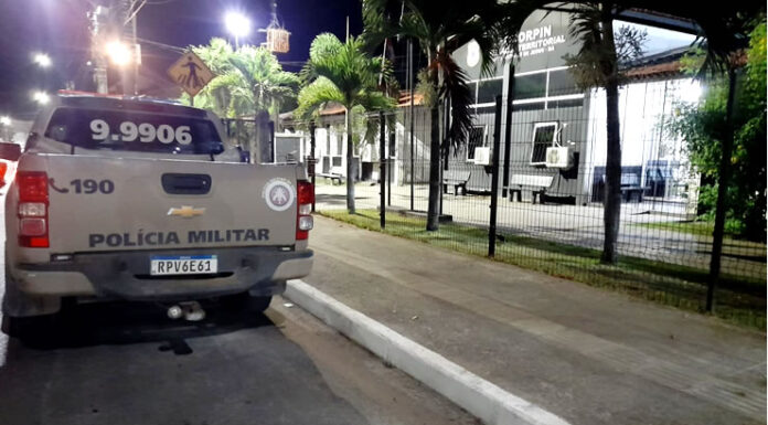 Motorista suspeito de embriaguez foi preso pela PM após atropelar homem no Benfica em Santo Antônio de Jesus e vítima sofreu ferimentos graves; confira