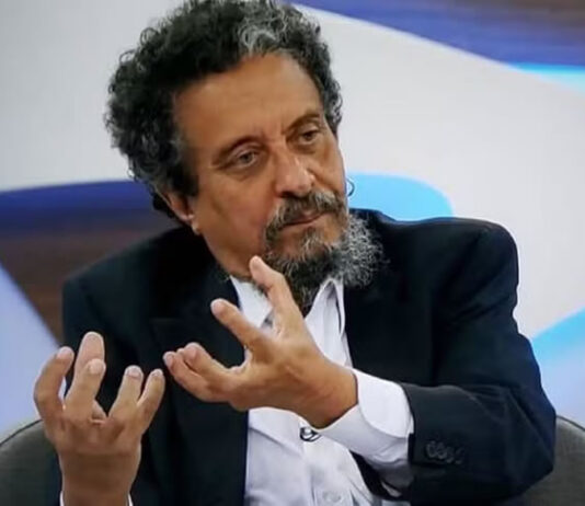Marqueteiro João Santana lidera estratégia para tentar ‘humanizar’ ACM Neto na campanha de 2026
