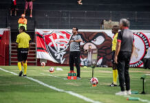 Rodrigo Chagas vê estreia do Vitória no baianão ‘acima da expectativa’ e elogia lateral Jamerson: ‘Elevou o time’