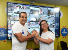 Três principais circuitos: Mais de 1,2 milhão de pessoas participaram do 1º dia de Carnaval em Salvador, diz Bruno