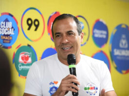 Após sugestão da cantora Anitta, Bruno Reis diz que volume de apresentações inviabiliza intervalo maior entre trios