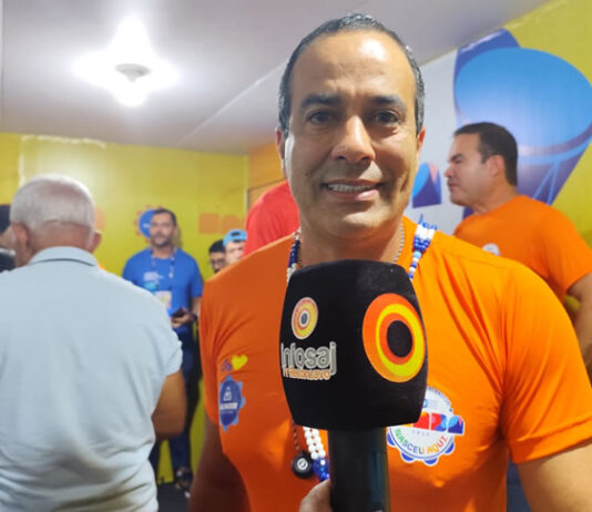 Ao Portal Infosaj/TV Recôncavo Bruno Reis garantiu que Carnaval nos bairros impulsiona economia local e reduz pressão nos circuitos oficiais; confira o vídeo