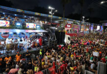 Bora pro segundo dia de Carnaval em Salvador! Veja aqui a transmissão desta sexta-feira nos circuitos: Barra-Ondina e Campo Grande e saiba mais da folia