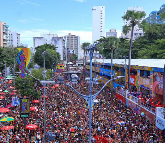 Fique por dentro da programação e ordem dos trios nos principais circuitos do Carnaval de Salvador 2026; veja