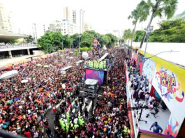Três maiores circuitos do Carnaval de Salvador reuniram 9,4 milhões de pessoas em seis dias da folia, mostra dados