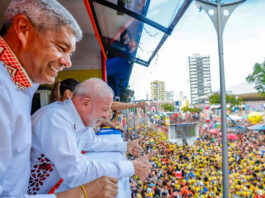 Justiça suspende gasto de R$ 6 milhões do governo da Bahia com camarote que recebeu Lula no carnaval baiano; confira