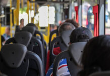 Carnaval em Salvador terá grande esquema com ônibus 24 horas, linhas gratuitas e operações especiais; confira