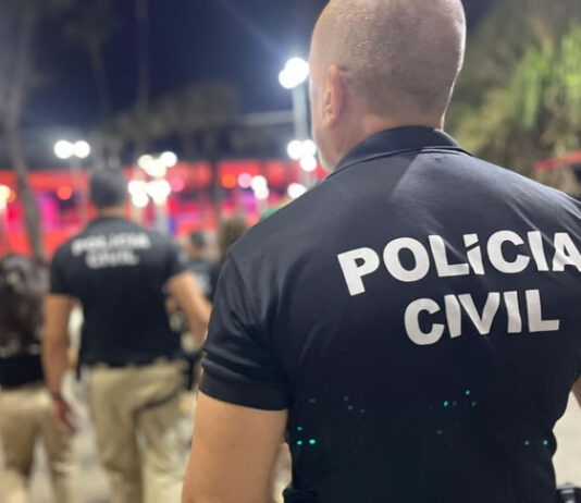 Mulher de 22 anos baleada no olho esquerdo durante briga no carnaval de Salvador perdeu a visão, afirma família