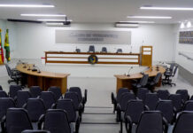 Presidente da Câmara de Vereadores de cidade da Bahia é preso por suspeita de fraudes em contratos públicos