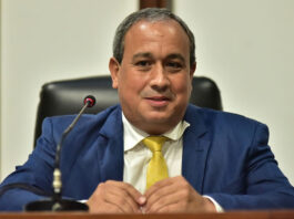 Deputado estadual Vitor Azevedo confirma saída do PL e filiação ao Avante; ele está em seu primeiro mandato