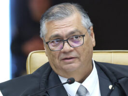 Senador quer convocar Flávio Dino para explicar decisão que beneficiou filho de Lula e afirma: ‘Tem caráter institucional’