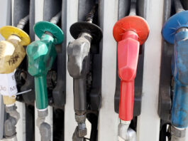 Bahia adere a plano federal para conter alta do diesel; governo deve dividir com a União subsídio de até R$ 1,20 por litro