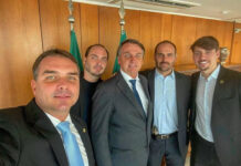 Estados Unidos avaliam classificar PCC e CV como grupos terroristas por pressão da família Bolsonaro, diz jornal