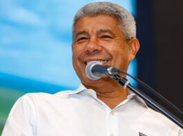 ‘Minha pesquisa é trabalho, eu tenho feito isso diariamente’, diz Jerônimo sobre últimas pesquisas eleitorais na Bahia