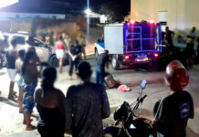 Homem é morto a tiros na região do Casco em Santo Antônio de Jesus; Polícia Militar e Civil estiveram no local e corpo foi encaminhado para o DPT. Veja vídeo